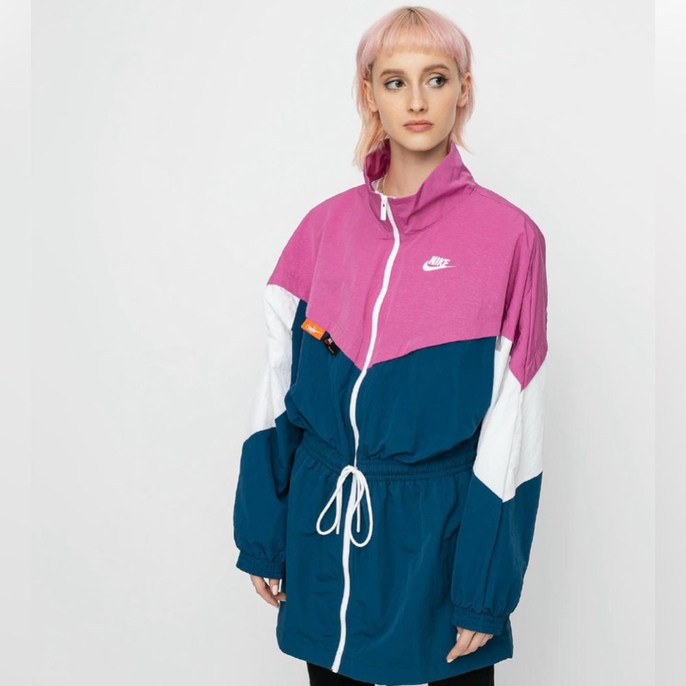 Nike windbreaker jacket